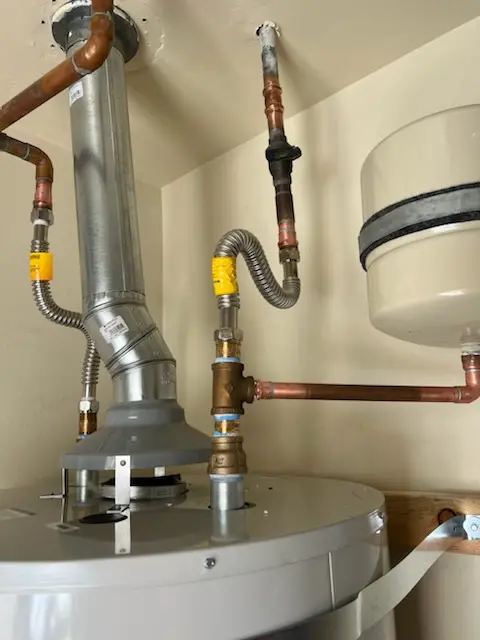 Water heater installation and plumbing repair in Idamar